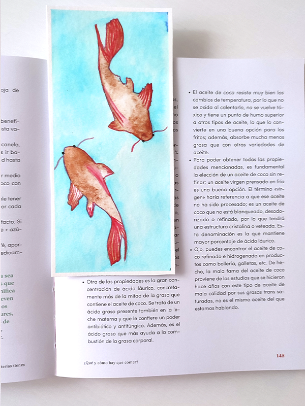 marcapaginas peces koi en libro